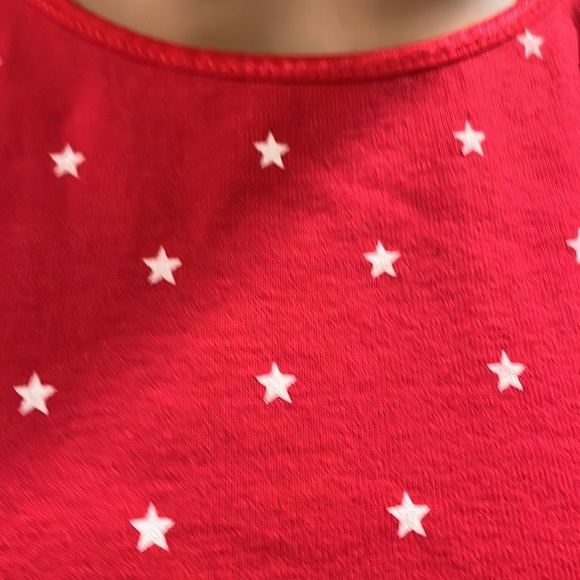 Sleeveless 4th of July red top with stars - Picture 4 of 5